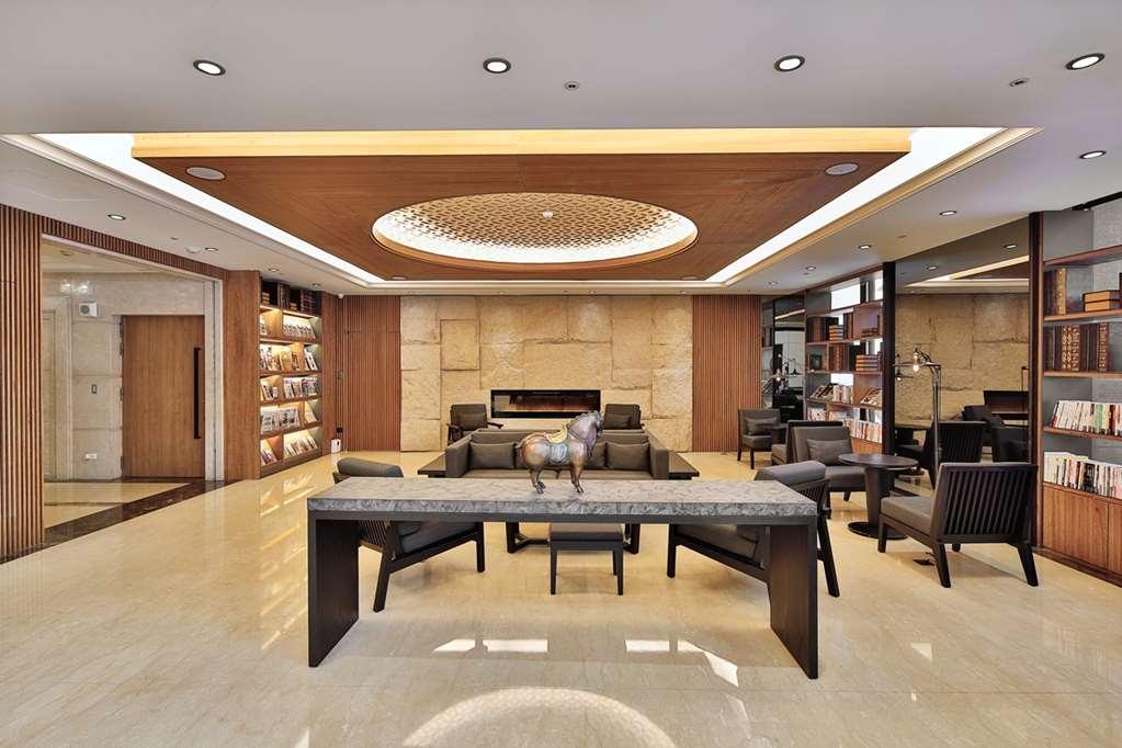 Queena Plaza Hotel Tainan Interno foto